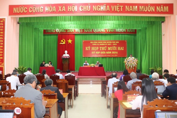 Hiển thị chi tiết cho Phú Hòa: Bế mạc Kỳ họp thứ mười hai HĐND huyện khóa XI Hình ảnh cho bài viết Phú Hòa: Bế mạc Kỳ họp thứ mười hai HĐND huyện khóa XI