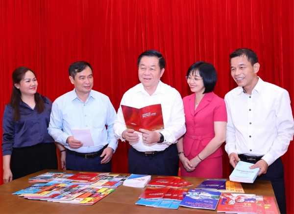 Hiển thị chi tiết cho Bản tin sinh hoạt chi bộ - Kênh thông tin quan trọng của công tác tư tưởng Hình ảnh cho bài viết Bản tin sinh hoạt chi bộ - Kênh thông tin quan trọng của công tác tư tưởng