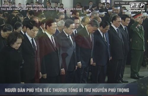 media.category.imagealternatetextformat