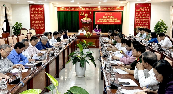 Hiển thị chi tiết cho Tăng cường “phủ xanh” thông tin chính thống, tích cực trên mạng xã hội Hình ảnh cho bài viết Tăng cường “phủ xanh” thông tin chính thống, tích cực trên mạng xã hội