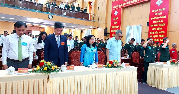 Hiển thị chi tiết cho Tổ chức trọng thể Đại hội Thi đua Quyết thắng LLVT tỉnh giai đoạn 2019-2024 Hình ảnh cho bài viết Tổ chức trọng thể Đại hội Thi đua Quyết thắng LLVT tỉnh giai đoạn 2019-2024