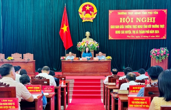 Hiển thị chi tiết cho Thường trực HĐND tỉnh tổ chức hội nghị giao ban với cấp huyện 06 tháng đầu năm 2024 Hình ảnh cho bài viết Thường trực HĐND tỉnh tổ chức hội nghị giao ban với cấp huyện 06 tháng đầu năm 2024