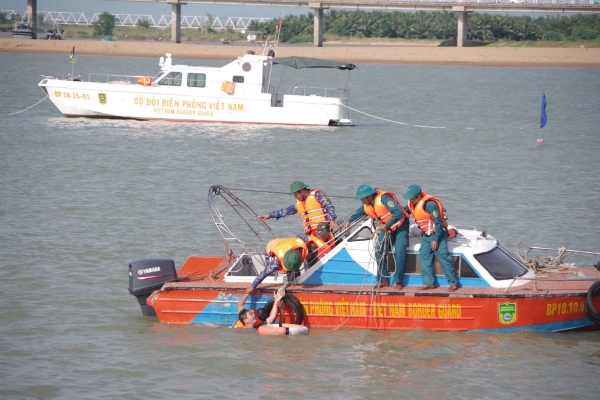 Hiển thị chi tiết cho Bộ đội Biên phòng tỉnh Phú Yên phối hợp tổ chức tập huấn nâng cao năng lực PCTT - TKCN năm 2024 Hình ảnh cho bài viết Bộ đội Biên phòng tỉnh Phú Yên phối hợp tổ chức tập huấn nâng cao năng lực PCTT - TKCN năm 2024