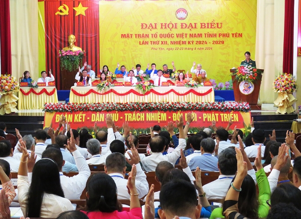 Hiển thị chi tiết cho Khai mạc phiên thứ nhất Đại hội đại biểu MTTQ tỉnh lần thứ XII Hình ảnh cho bài viết Khai mạc phiên thứ nhất Đại hội đại biểu MTTQ tỉnh lần thứ XII