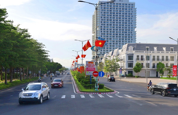 Hiển thị chi tiết cho Đưa Phú Yên phát triển theo hướng hiện đại và bền vững Hình ảnh cho bài viết Đưa Phú Yên phát triển theo hướng hiện đại và bền vững