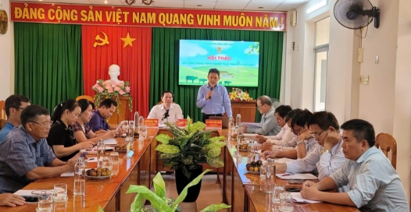 Hình ảnh cho bài viết Trung ương Hội Nông dân Việt Nam và Hội Nông dân tỉnh phối hợp tổ chức Hội thảo “Thực trạng gia công nông nghiệp ở Việt Nam hiện nay, những giải pháp và kiến nghị”