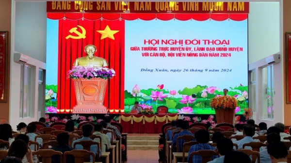 Hình ảnh cho bài viết Đồng Xuân: Hội nghị đối thoại giữa Thường trực Huyện ủy, Lãnh đạo UBND huyện với cán bộ, hội viên nông dân huyện Đồng Xuân năm 2024