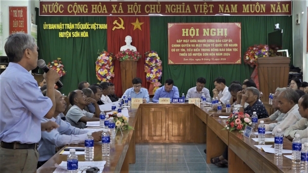 Hình ảnh cho bài viết Sơn Hòa: Gặp mặt người có uy tín, tiêu biểu trong đồng bào dân tộc thiểu số năm 2024
