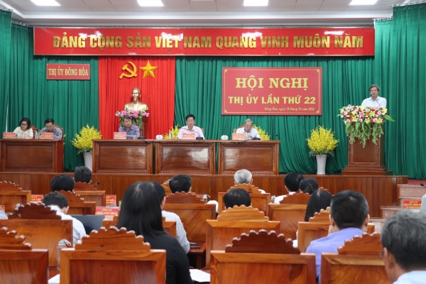 Hình ảnh cho bài viết Đông Hòa: Tập trung thực hiện tốt công tác chuẩn bị Đại hội Đảng các cấp nhiệm kỳ 2025-2030