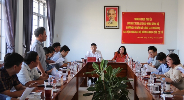 Hình ảnh cho bài viết Chủ động chuẩn bị đại hội điểm đảng bộ cấp cơ sở