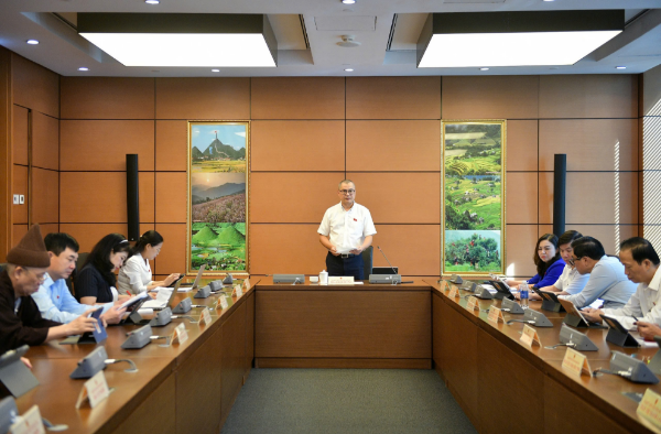 Hình ảnh cho bài viết Đoàn Đại biểu Quốc hội tỉnh Phú Yên thảo luận tại Tổ về các dự án luật