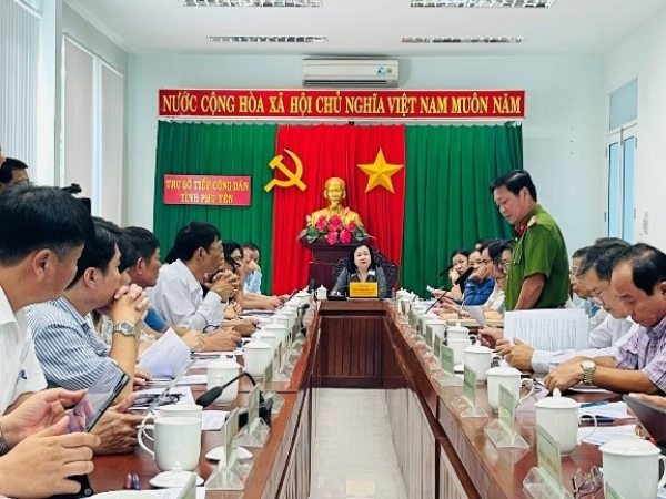 Hình ảnh cho bài viết Đồng chí Phó Bí thư Thường trực Tỉnh ủy, Chủ tịch HĐND tỉnh tiếp công dân định kỳ tháng 11/2024 