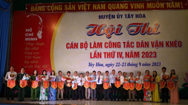Hiển thị chi tiết cho Tây Hòa: Nâng cao hiệu quả công tác dân vận các cơ quan nhà nước và chính quyền các cấp. Hình ảnh cho bài viết Tây Hòa: Nâng cao hiệu quả công tác dân vận các cơ quan nhà nước và chính quyền các cấp.