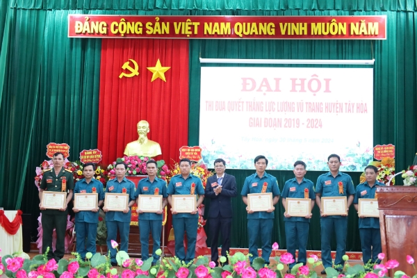 Hình ảnh cho bài viết Ban Chỉ huy Quân sự huyện Tây Hòa - Ngọn cờ đầu trong phong trào thi đua quyết thắng