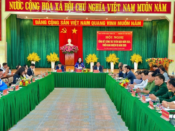 Hình ảnh cho bài viết Công tác tuyên giáo góp phần tạo sự thống nhất trong hệ thống chính trị, sự đồng thuận trong Nhân dân