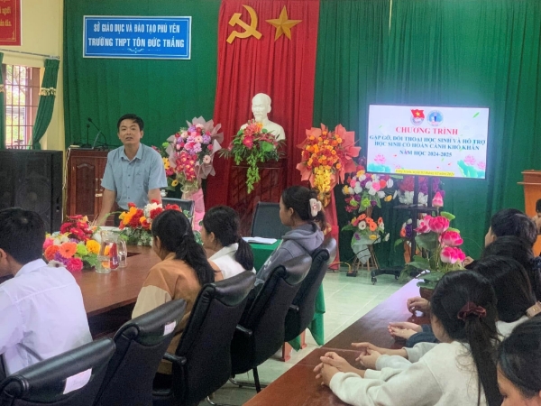 Hình ảnh cho bài viết Chi bộ Trường THPT Tôn Đức Thắng sáng tạo trong học tập và làm theo lời Bác