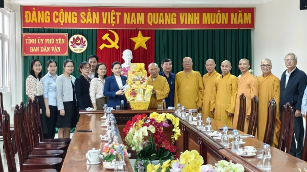 Hình ảnh cho bài viết Đoàn Ban Trị sự Giáo hội Phật giáo Việt Nam tỉnh thăm, chúc Tết Ban Dân vận Tỉnh ủy