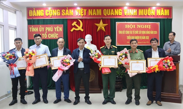 Hiển thị chi tiết cho Kết quả nổi bật trong công tác tổ chức xây dựng Đảng năm 2024 Hình ảnh cho bài viết Kết quả nổi bật trong công tác tổ chức xây dựng Đảng năm 2024