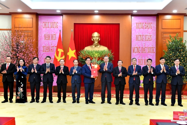 Hình ảnh cho bài viết Công bố Quyết định về nhân sự Ban Tuyên giáo và Dân vận Trung ương