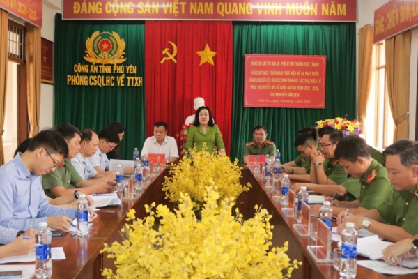 Hình ảnh cho bài viết Đồng chí Phó Bí thư Thường trực Tỉnh ủy khảo sát việc thực hiện Đề án 06 trên địa bàn tỉnh