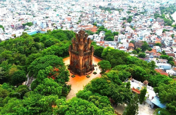 Hình ảnh cho bài viết 50 năm Thống nhất: Ký ức hào hùng Ngày giải phóng vùng đất 'hoa vàng cỏ xanh'