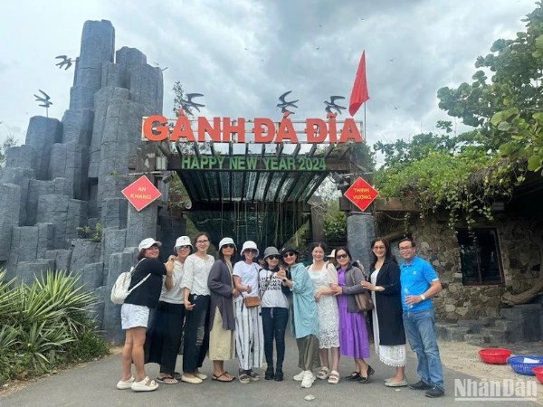 Hình ảnh cho bài viết Phú Yên hiện thực hóa tiềm năng để du lịch thành ngành kinh tế mũi nhọn