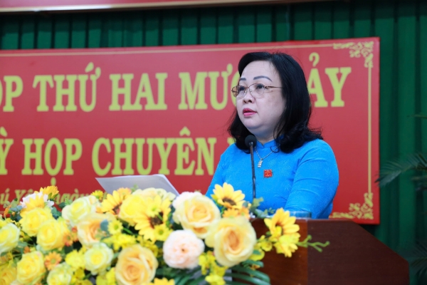 Hình ảnh cho bài viết Thông qua 8 nghị quyết liên quan đến hợp nhất và sắp xếp đơn vị hành chính     