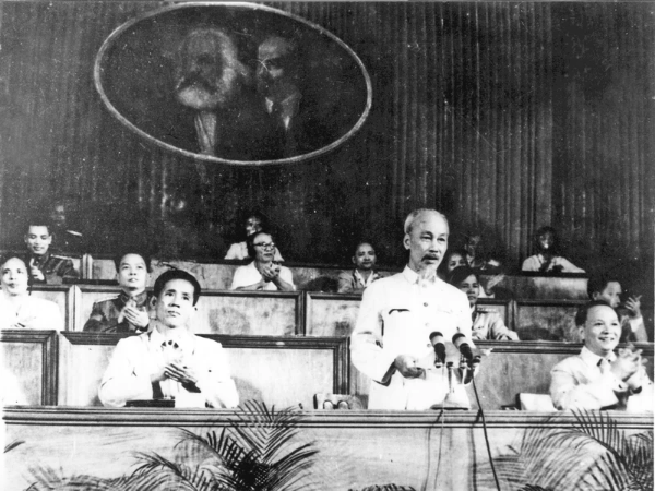 Hiển thị chi tiết cho TƯ TƯỞNG HỒ CHÍ MINH - NGỌN LỬA SOI ĐƯỜNG: SỨC SỐNG VÀ TẦM VÓC CỦA TƯ TƯỞNG HỒ CHÍ MINH Hình ảnh cho bài viết TƯ TƯỞNG HỒ CHÍ MINH - NGỌN LỬA SOI ĐƯỜNG: SỨC SỐNG VÀ TẦM VÓC CỦA TƯ TƯỞNG HỒ CHÍ MINH