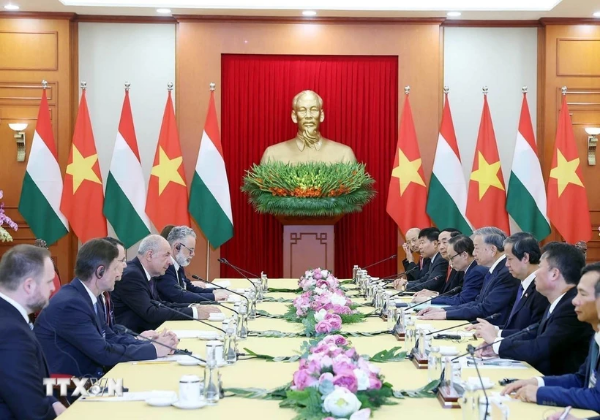 Hình ảnh cho bài viết Tổng Bí thư: Việt Nam sẵn sàng là cầu nối giữa Hungary với khu vực Đông Nam Á