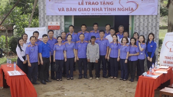 Hình ảnh cho bài viết Sơn Hòa: Bàn giao Nhà tình nghĩa tại xã Phước Tân