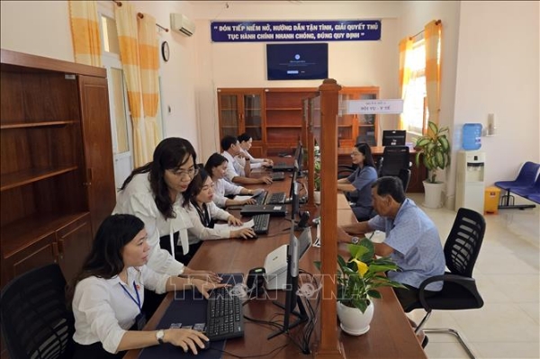 Hiển thị chi tiết cho Cả nước sẵn sàng vận hành chính quyền địa phương 2 cấp Hình ảnh cho bài viết Cả nước sẵn sàng vận hành chính quyền địa phương 2 cấp