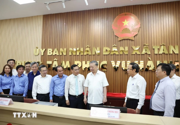 Hiển thị chi tiết cho Tổng Bí thư: Chính quyền mới phải phục vụ nhân dân tốt hơn, không để gián đoạn Hình ảnh cho bài viết Tổng Bí thư: Chính quyền mới phải phục vụ nhân dân tốt hơn, không để gián đoạn