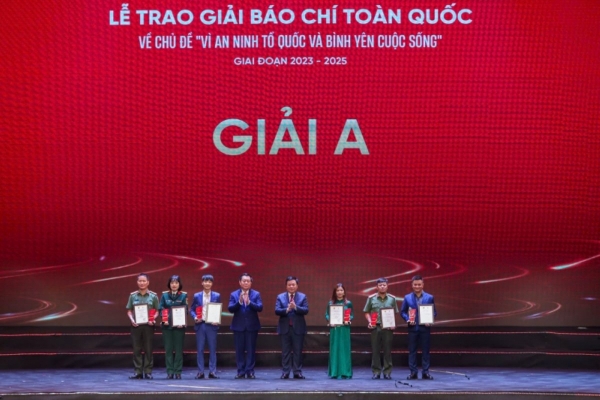 Hiển thị chi tiết cho Đắk Lắk có 3 tác phẩm đoạt Giải báo chí toàn quốc “Vì An ninh Tổ quốc và bình yên cuộc sống” giai đoạn 2023 - 2025 Hình ảnh cho bài viết Đắk Lắk có 3 tác phẩm đoạt Giải báo chí toàn quốc “Vì An ninh Tổ quốc và bình yên cuộc sống” giai đoạn 2023 - 2025